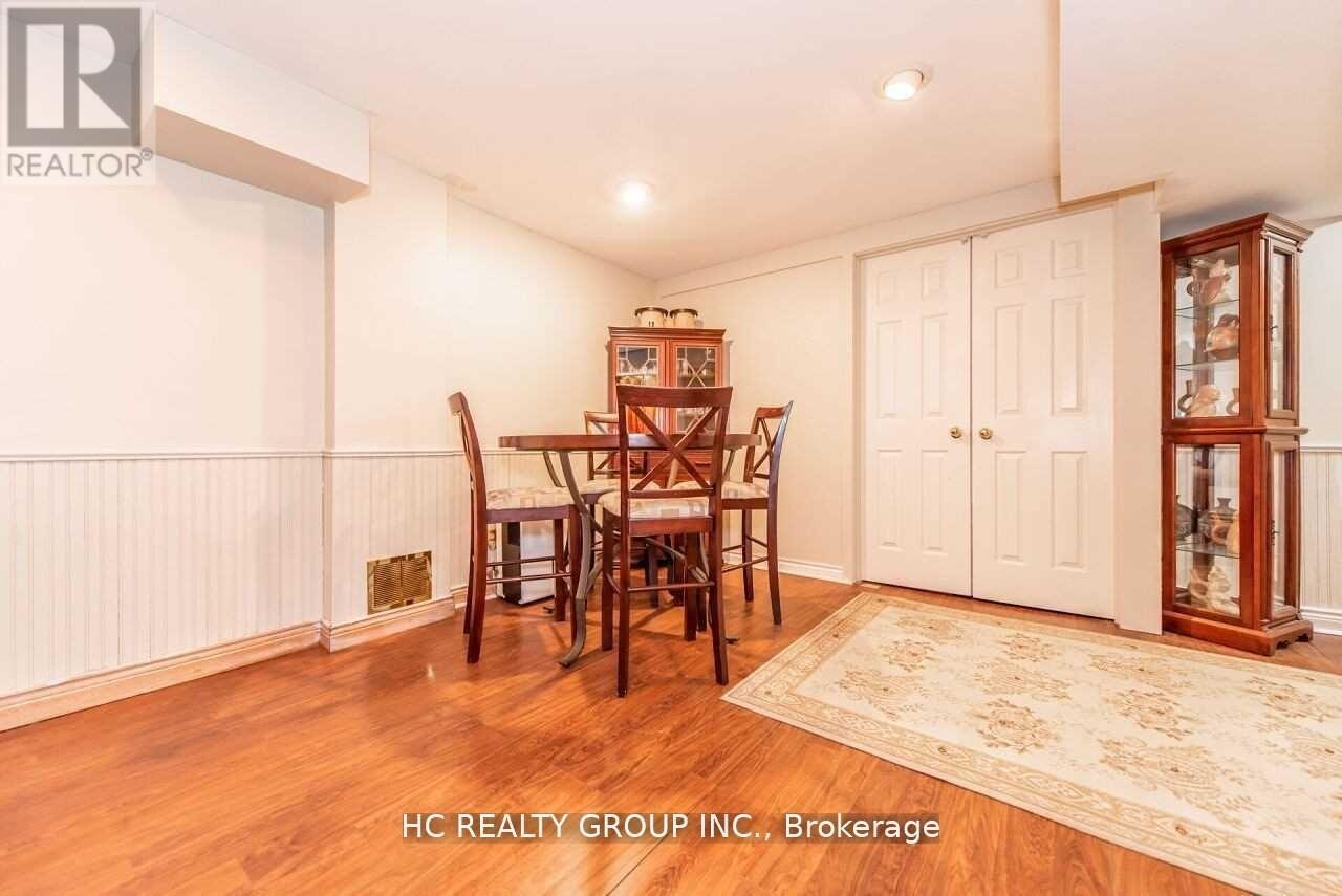 42 Greenbelt Crescent, Richmond Hill, ON, L4C 5R8 - 31