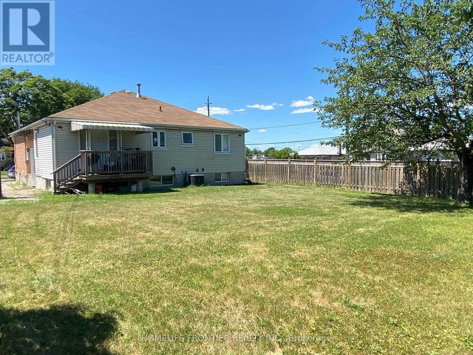 MAIN-63 Lockerbie Avenue, Toronto, ON, M9N 3A3 - 23