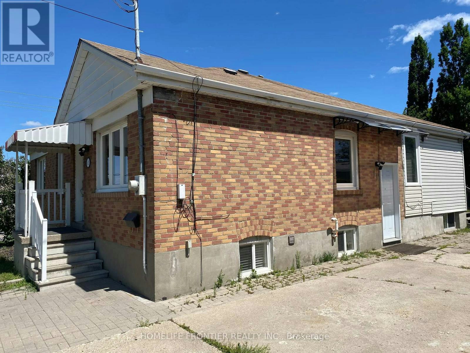 MAIN-63 Lockerbie Avenue, Toronto, ON, M9N 3A3 - 4