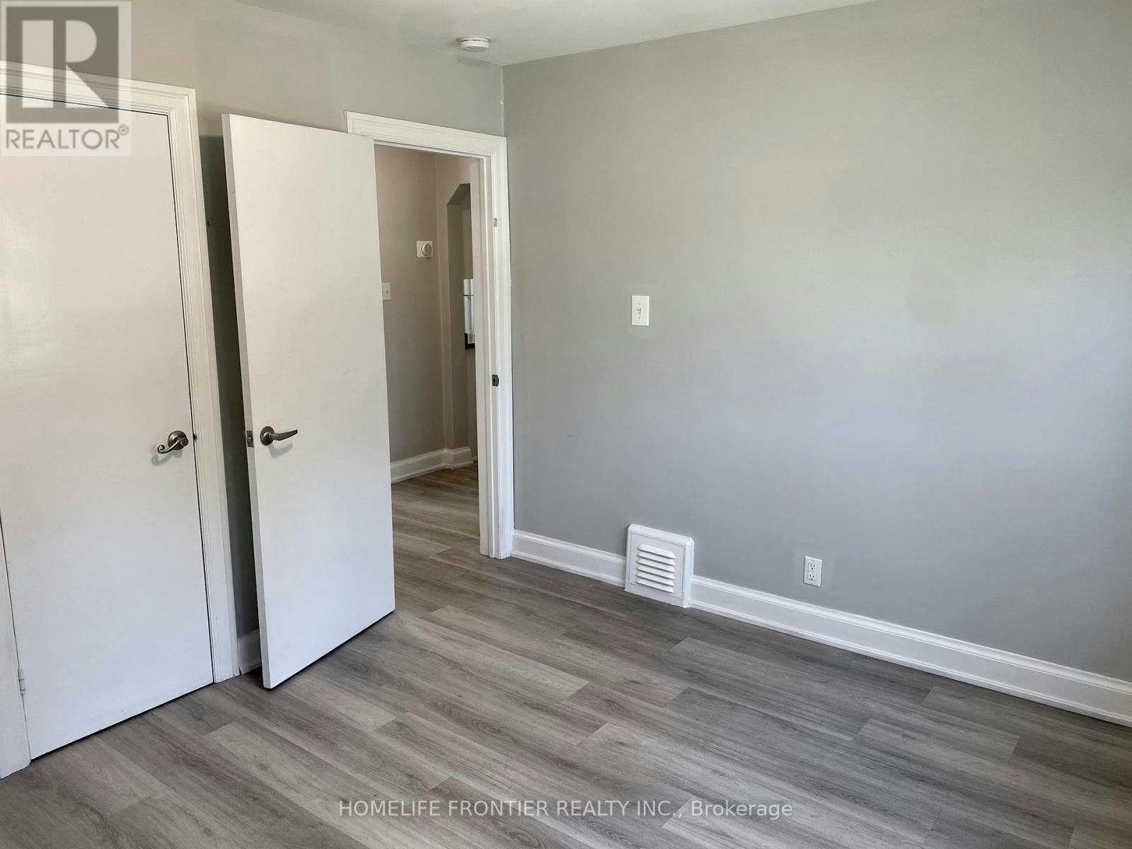 MAIN-63 Lockerbie Avenue, Toronto, ON, M9N 3A3 - 20