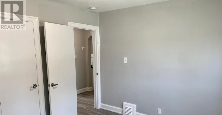MAIN-63 Lockerbie Avenue, Toronto, ON, M9N 3A3 - 20