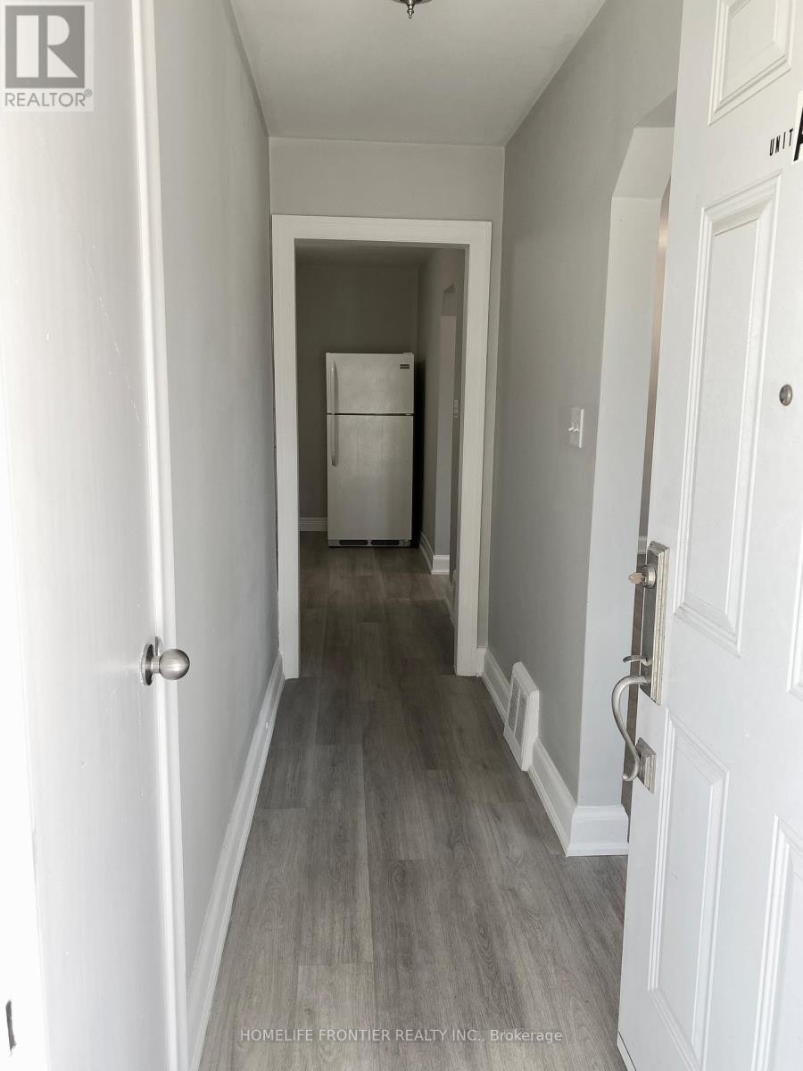 MAIN-63 Lockerbie Avenue, Toronto, ON, M9N 3A3 - 7