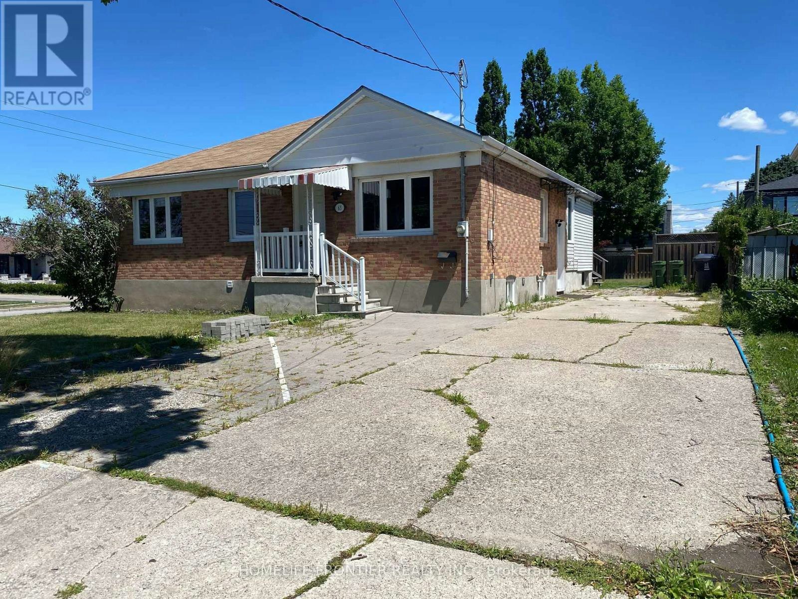 MAIN-63 Lockerbie Avenue, Toronto, ON, M9N 3A3