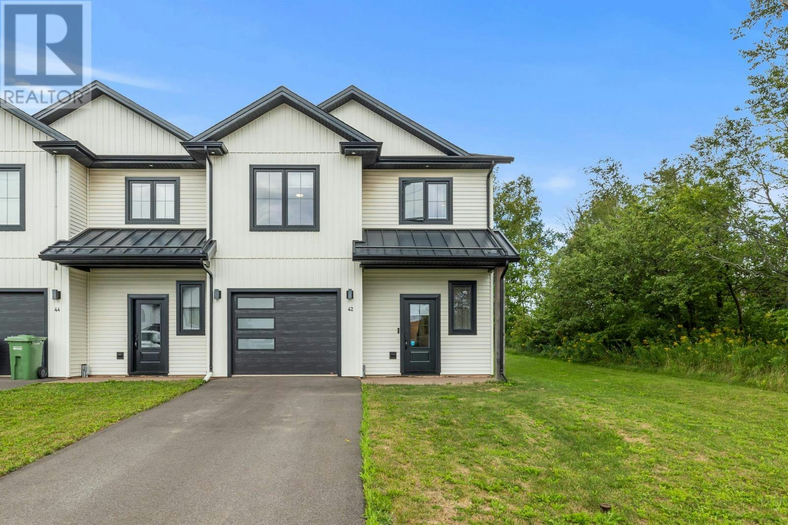 42 Kelly Heights, Stratford, PE, C1B 4M2