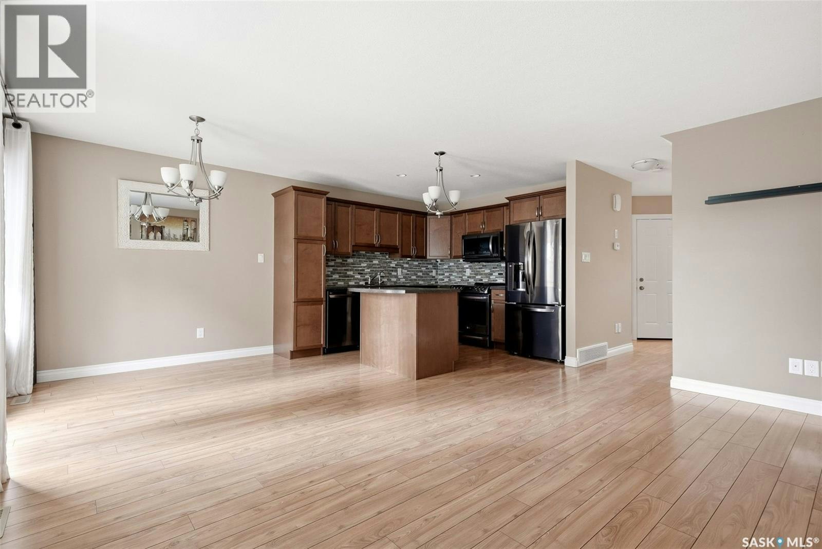 837 Connaught Street, Regina, SK, S4T 6S3