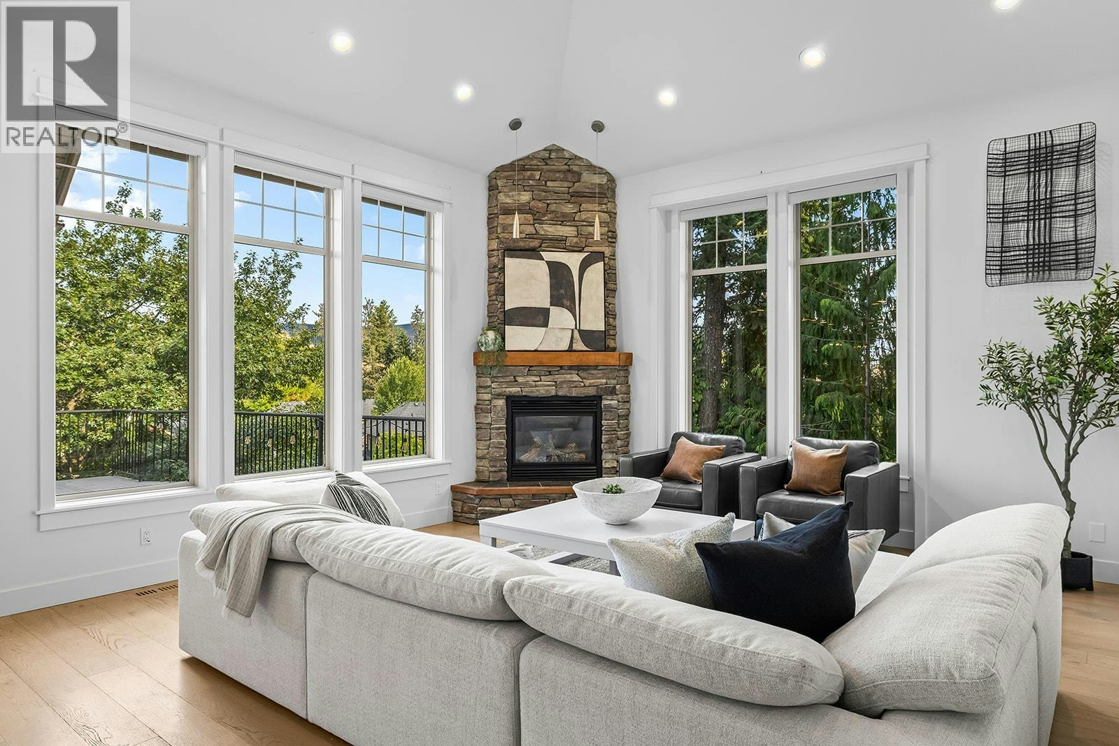 421 Tucker Court - 5