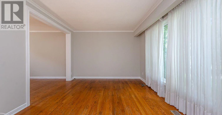 1476 Claymor Avenue, Ottawa, ON, K2C 1S6 - 3