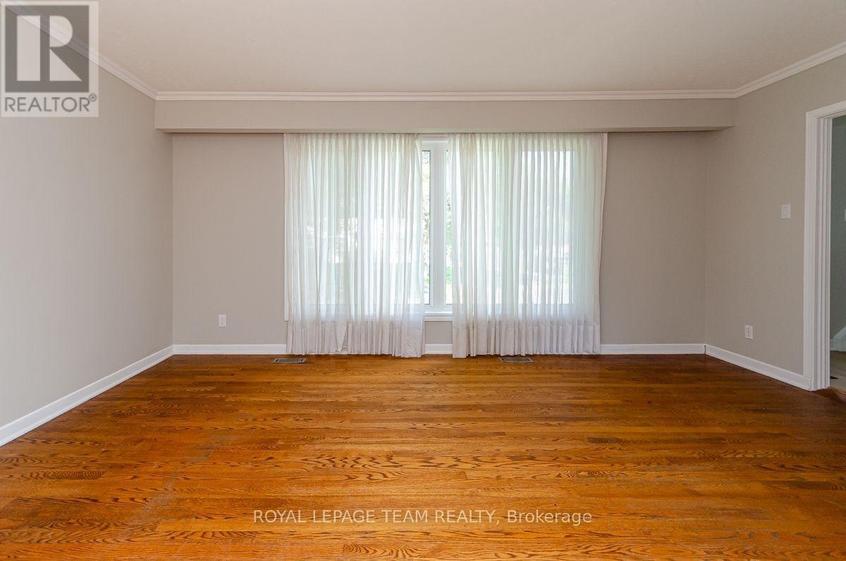 1476 Claymor Avenue, Ottawa, ON, K2C 1S6 - 5