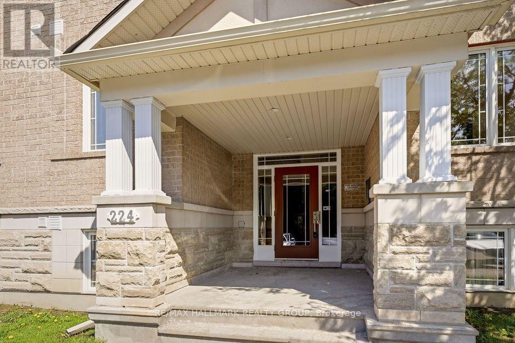 3-224 Paseo Private, Ottawa, ON, K2G 4N7 - 3