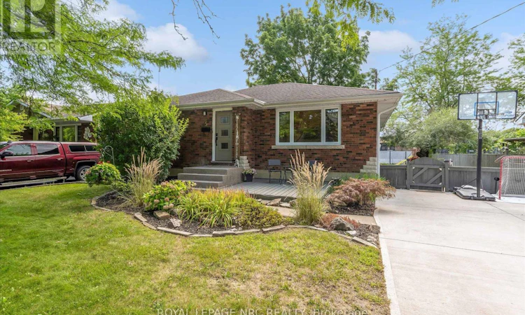 5 Goldsmith Avenue