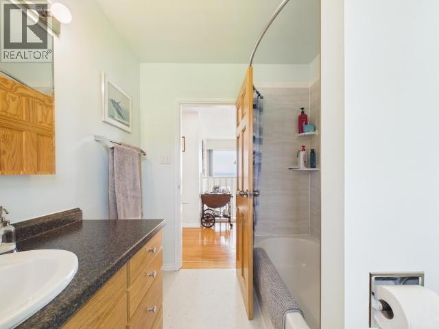 3848 Gordon Avenue, Powell River, BC, V8A 2T5 - 36