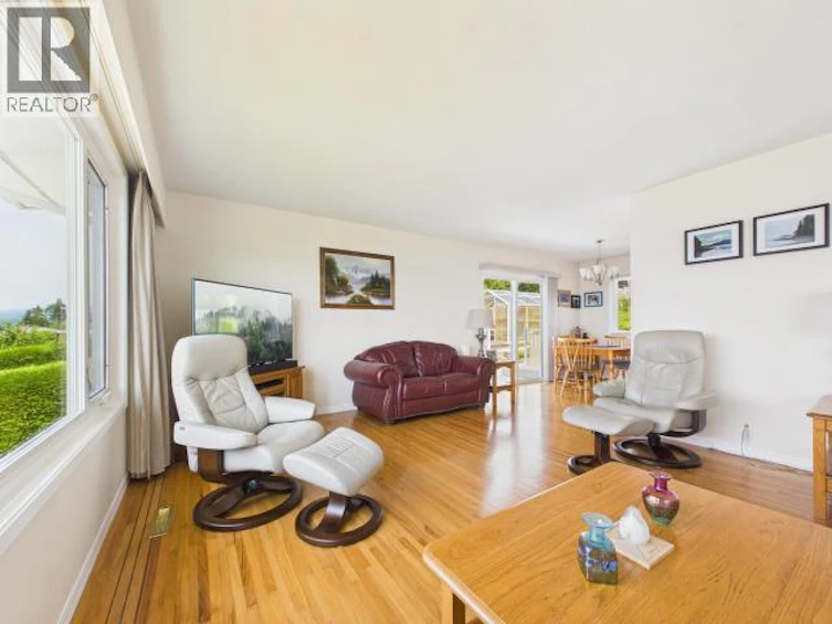 3848 Gordon Avenue, Powell River, BC, V8A 2T5 - 28