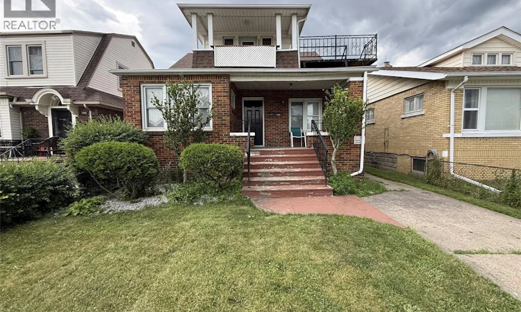 1039 Parent Avenue