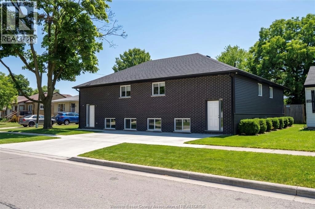 2341 Alexis, Windsor, ON, N8W 3Z2