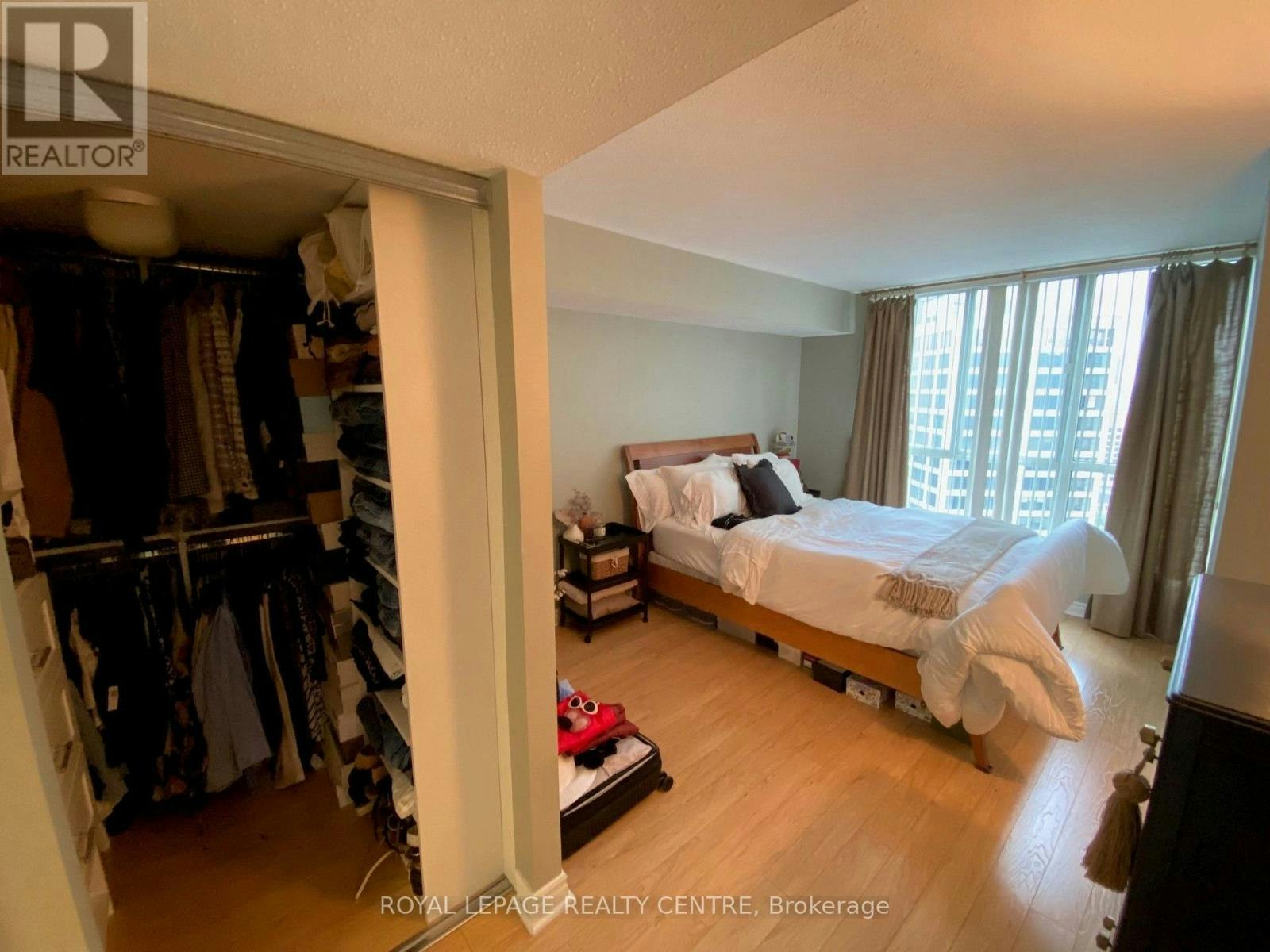 2801-38 Elm Street, Toronto, ON, M5G 2K5 - 12