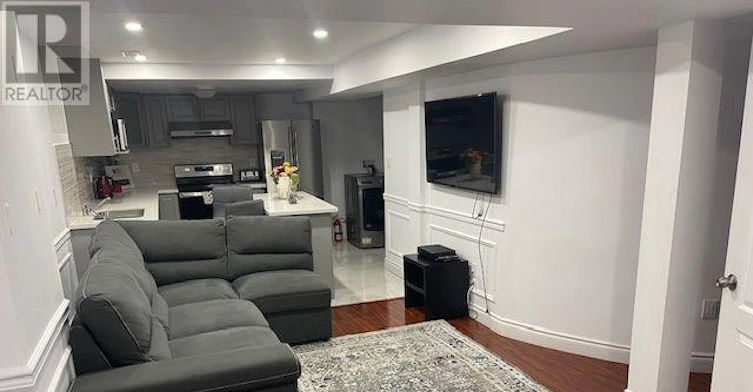 BSMT-18 Fenflower Court, Brampton, ON, L7A 1H3 - 2