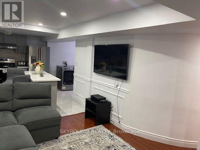 BSMT-18 Fenflower Court, Brampton, ON, L7A 1H3 - 9
