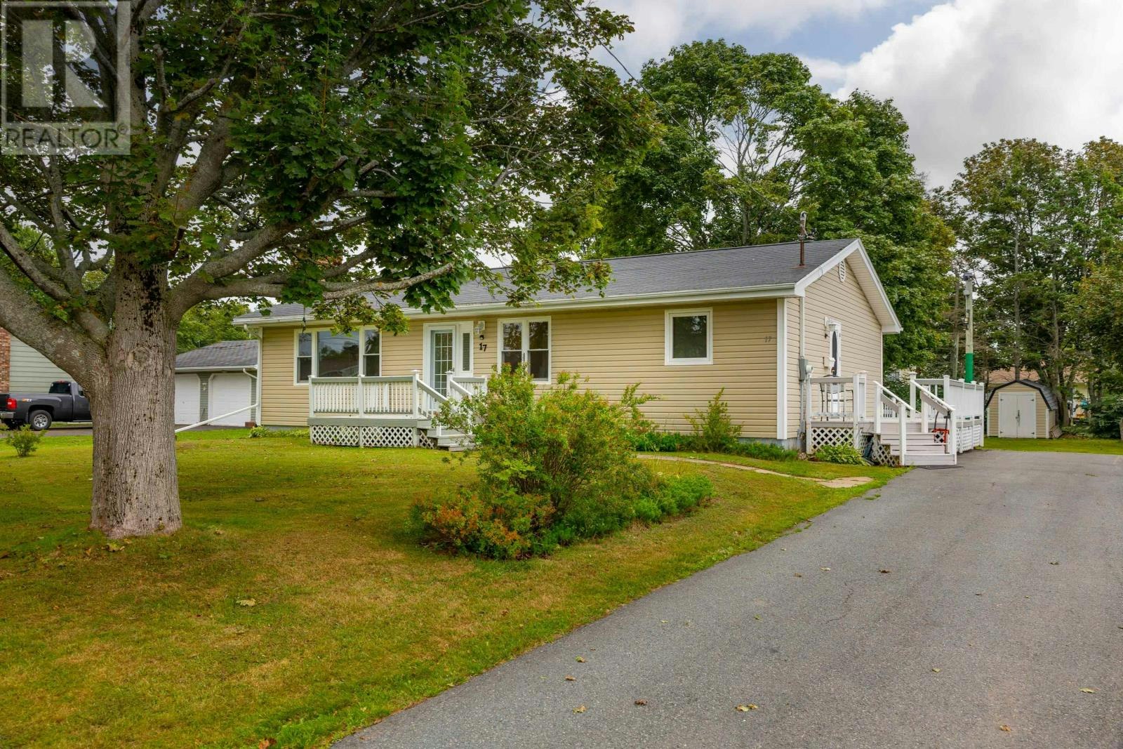17 Bolger Drive, Charlottetown, PE, C1A 7T2