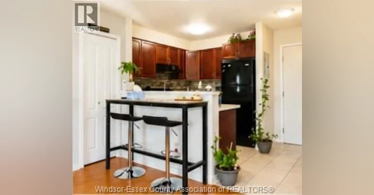 1302-6 Dayspring Circle, Brampton, ON, L6P 2Z6 - 3