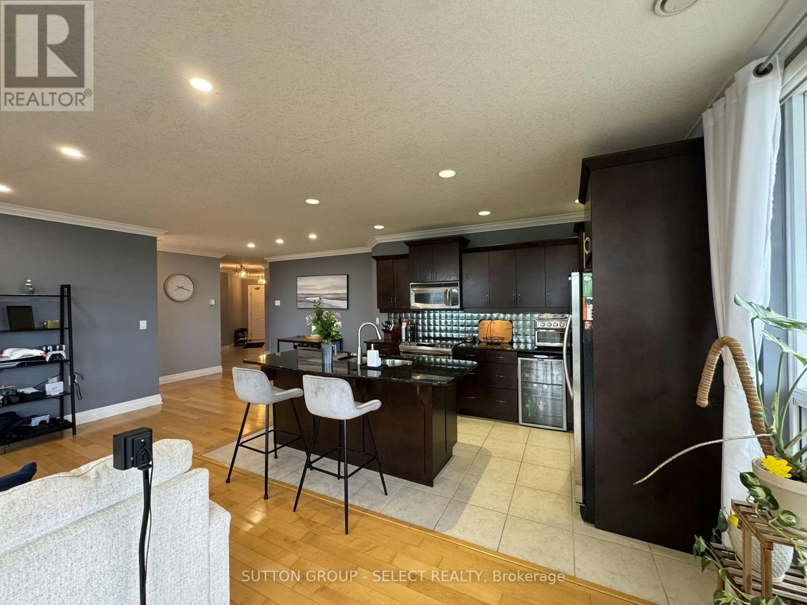 808-250 Pall Mall Street, London, ON, N6A 6K3 - 6