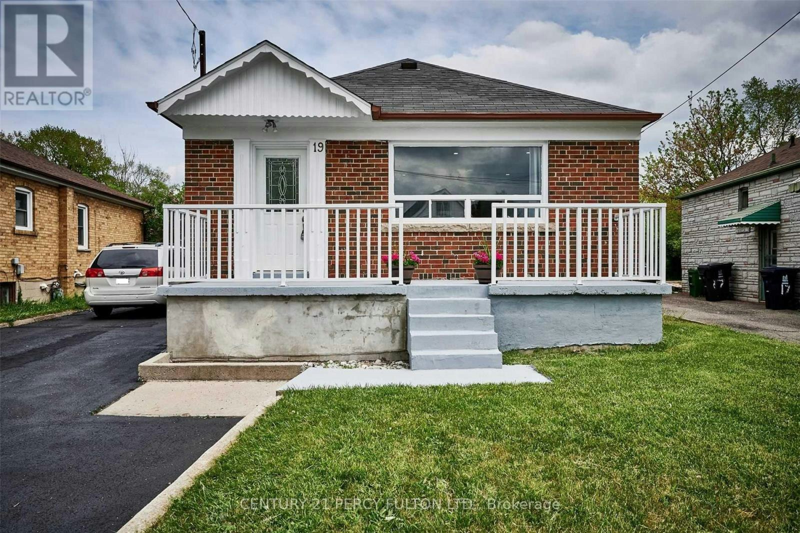 BSMT 1-19 Lynvalley Crescent, Toronto, ON, M1R 2V1