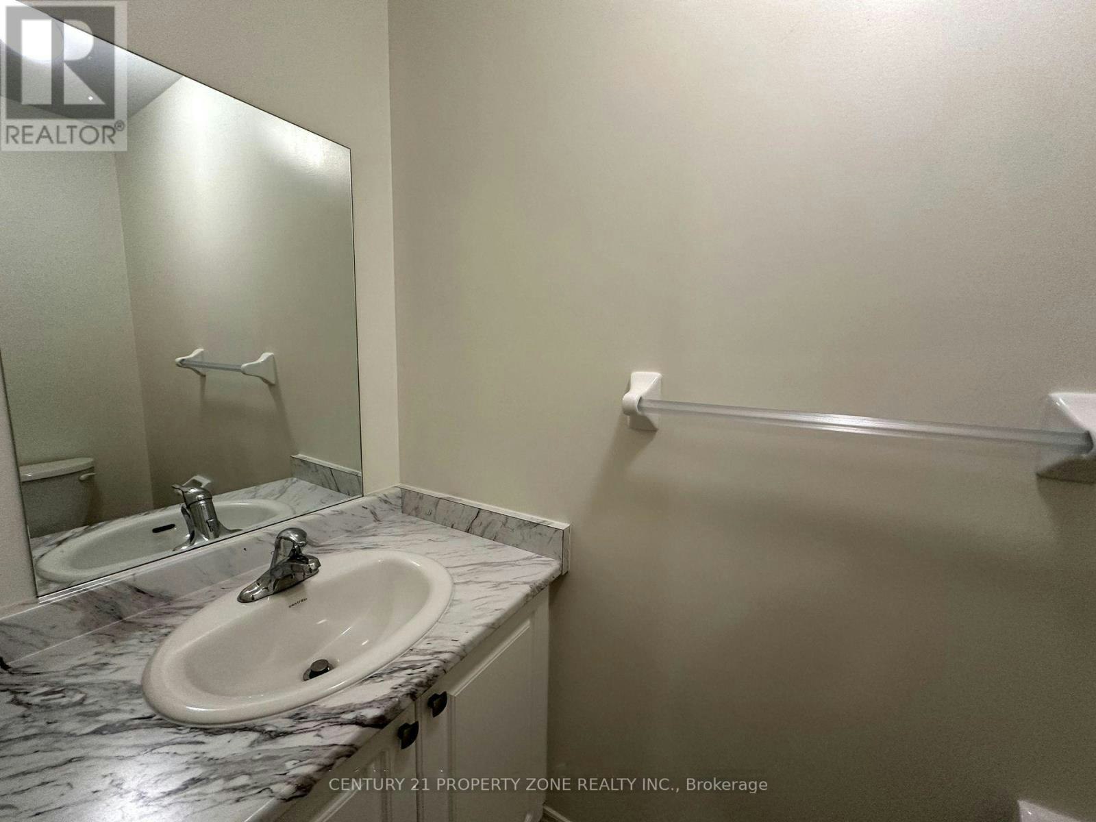 648 Fleetwood Drive, Oshawa, ON, L1K 0A2 - 7
