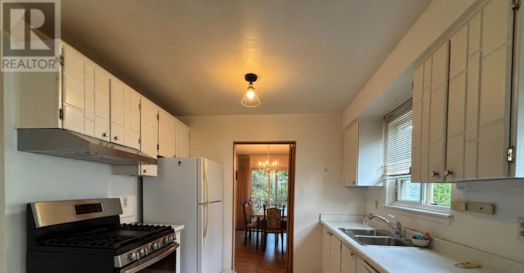 29 Snowshoe Crescent, Markham, ON, L3T 4M7 - 12