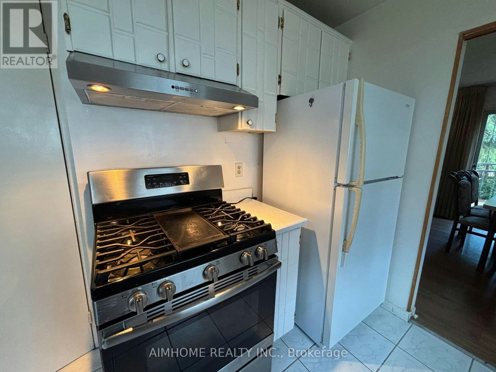 29 Snowshoe Crescent, Markham, ON, L3T 4M7 - 13