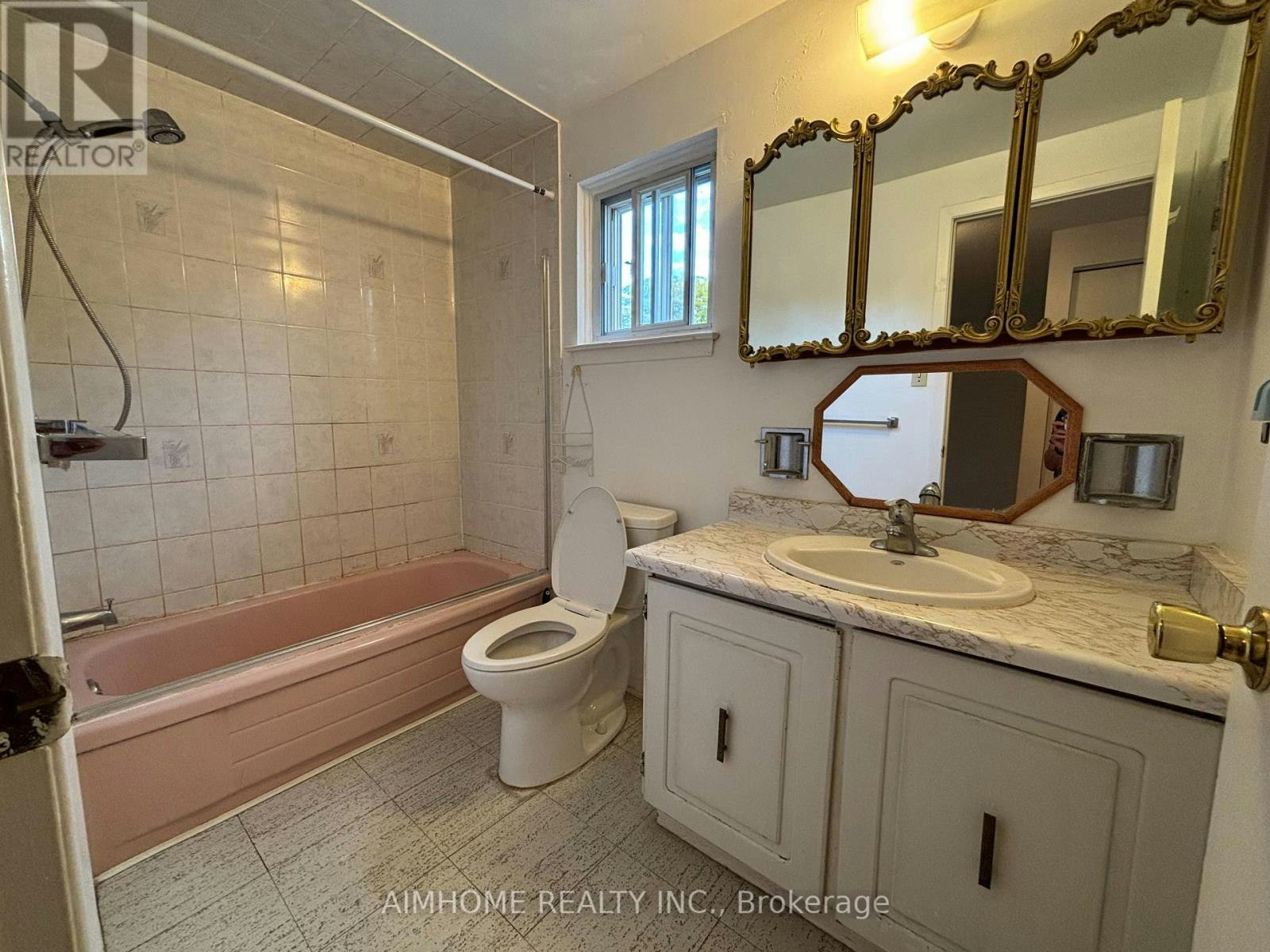 29 Snowshoe Crescent, Markham, ON, L3T 4M7 - 19
