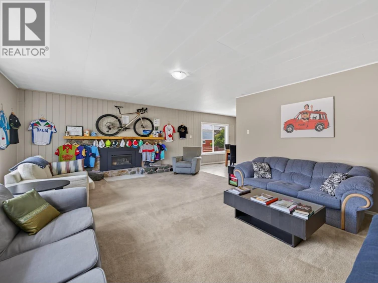 1411 Cariboo 97 Highway, Clinton, BC, V0K 1K0 - 5