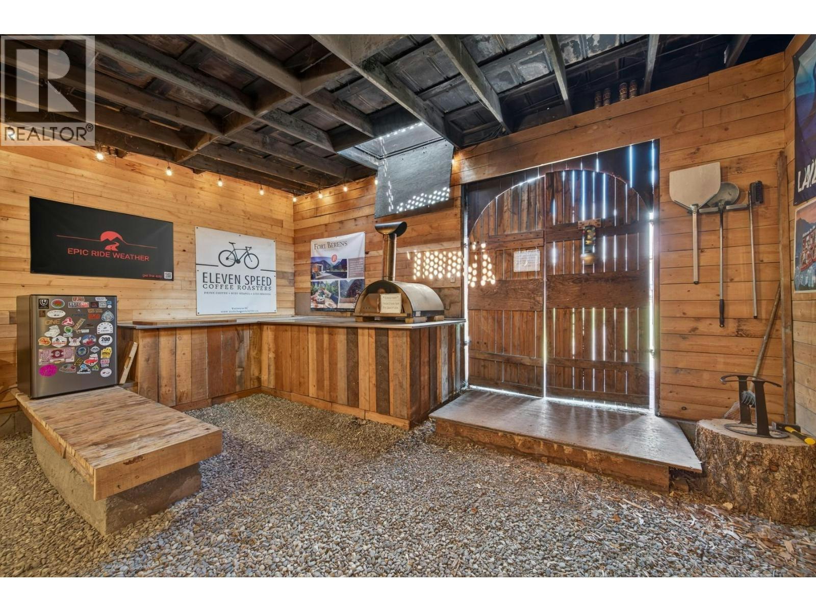 1411 Cariboo 97 Highway, Clinton, BC, V0K 1K0 - 66