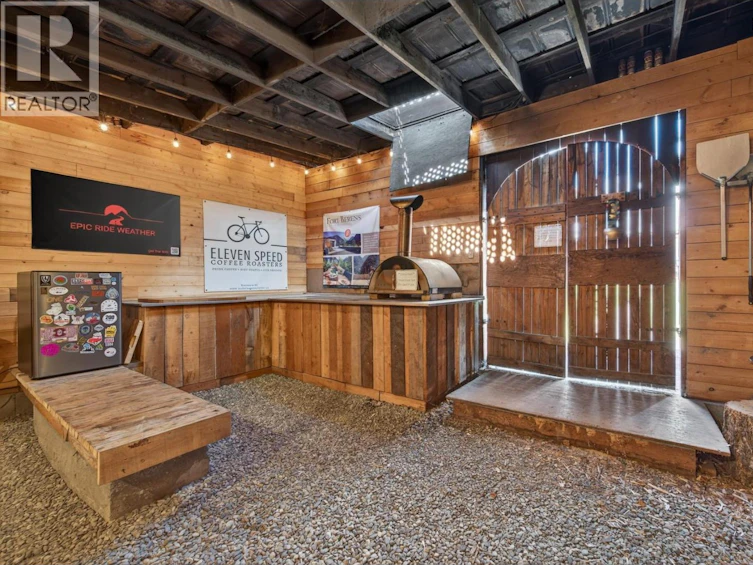 1411 Cariboo 97 Highway, Clinton, BC, V0K 1K0 - 66