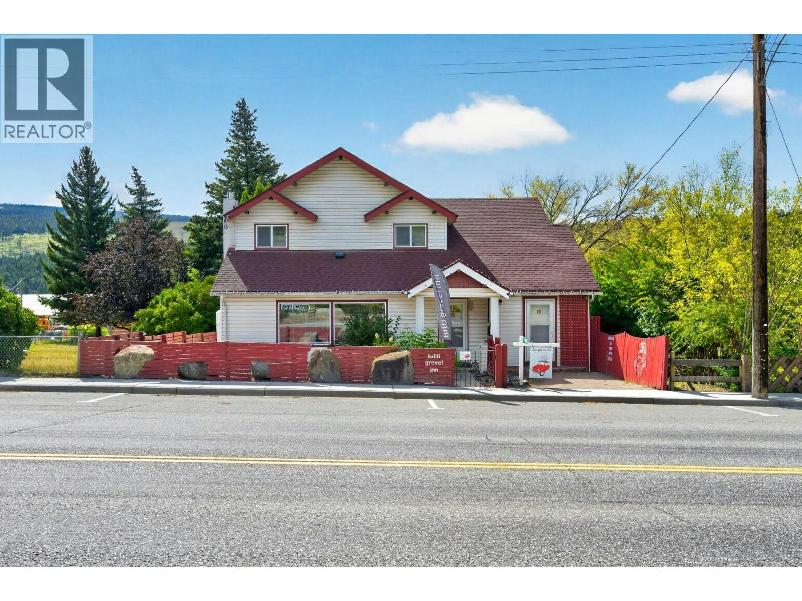1411 Cariboo 97 Highway, Clinton, BC, V0K 1K0