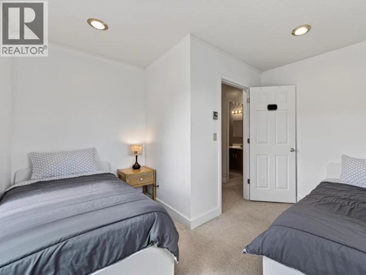 1411 Cariboo 97 Highway, Clinton, BC, V0K 1K0 - 29