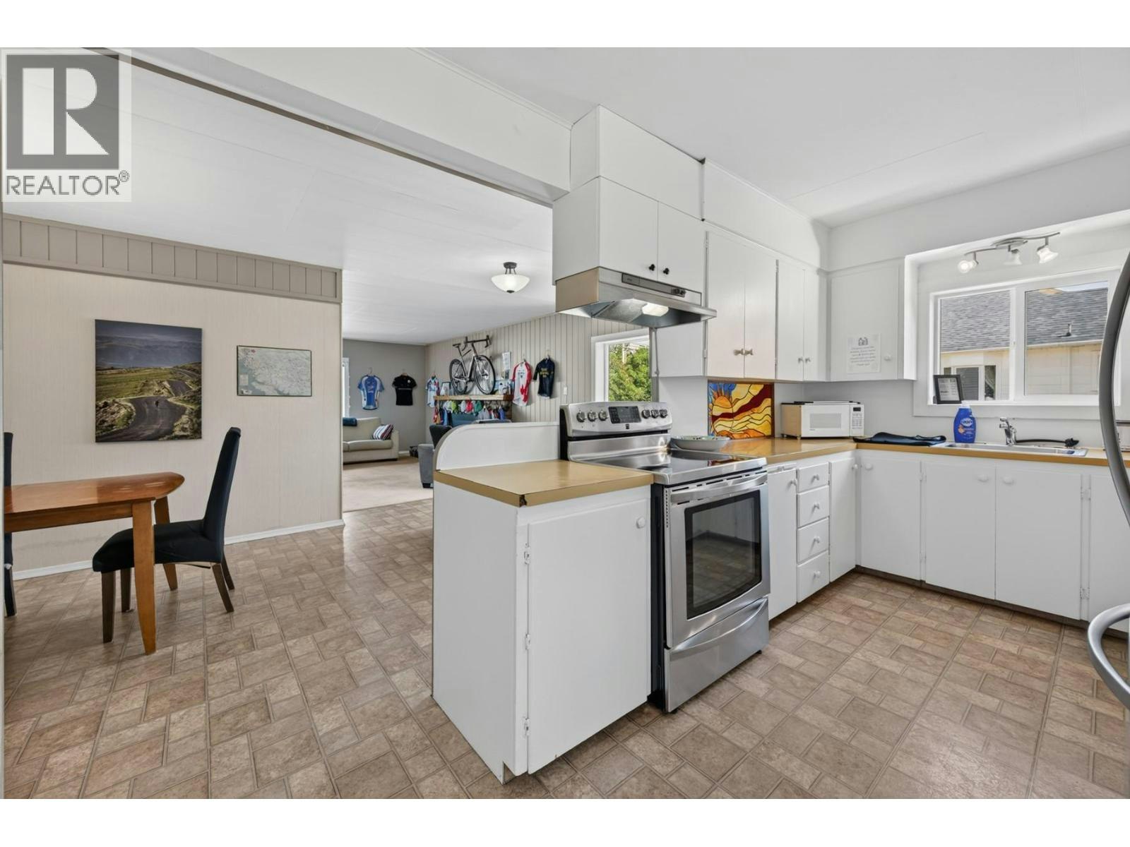 1411 Cariboo 97 Highway, Clinton, BC, V0K 1K0 - 6