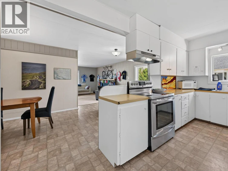 1411 Cariboo 97 Highway, Clinton, BC, V0K 1K0 - 6
