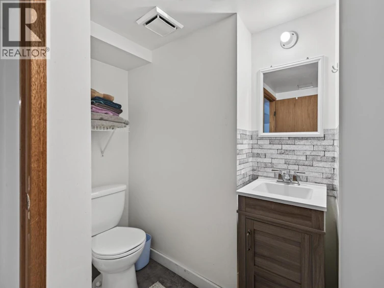 1411 Cariboo 97 Highway, Clinton, BC, V0K 1K0 - 50