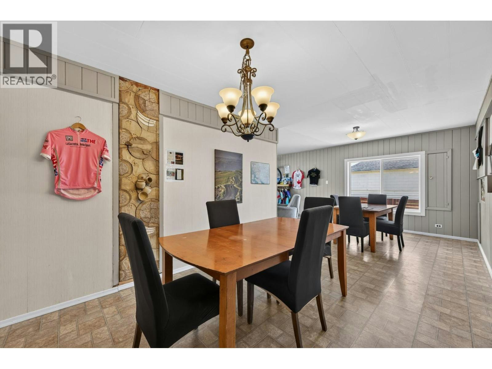 1411 Cariboo 97 Highway, Clinton, BC, V0K 1K0 - 11