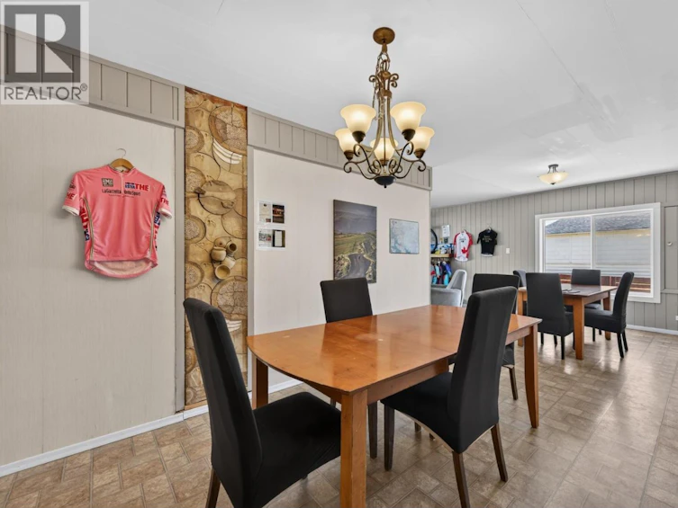 1411 Cariboo 97 Highway, Clinton, BC, V0K 1K0 - 11
