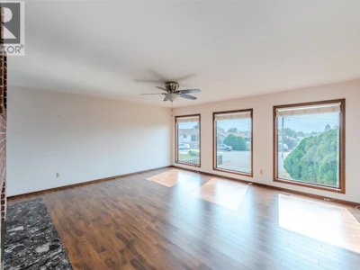 14 Bartlett Place - 3