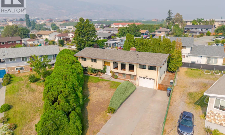 14 Bartlett Place