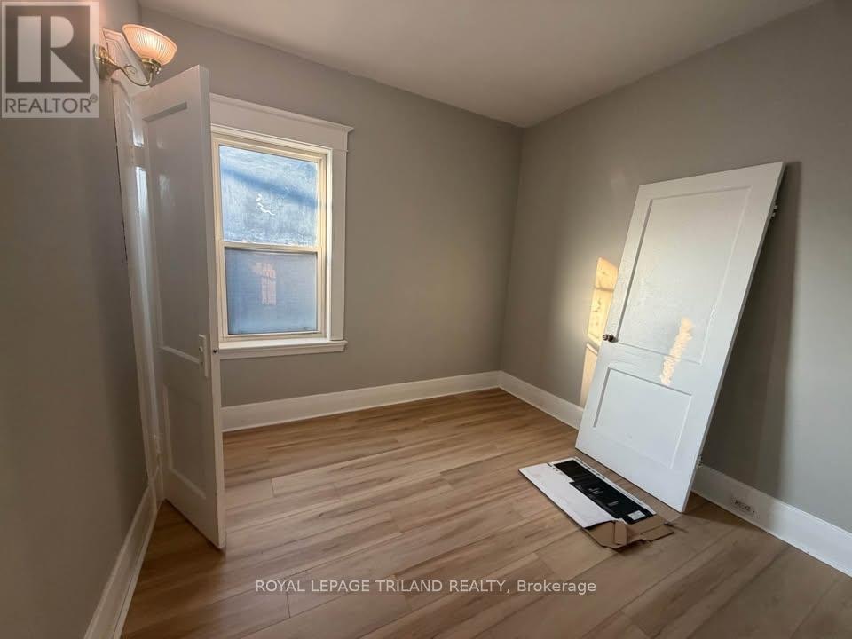 136 Adelaide Street N, London, ON, N6B 3G8 - 4