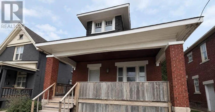 136 Adelaide Street N, London, ON, N6B 3G8