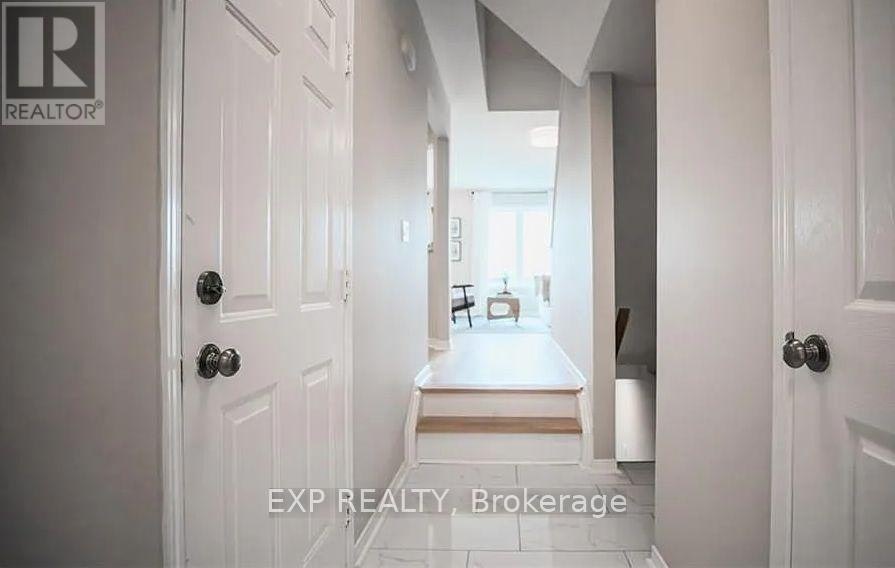 141 Oakfield Crescent, Ottawa, ON, K2J 5H8 - 3