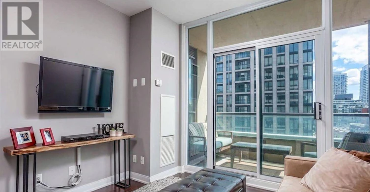 1304-88 Broadway Avenue, Toronto, ON, M4P 0A5 - 2