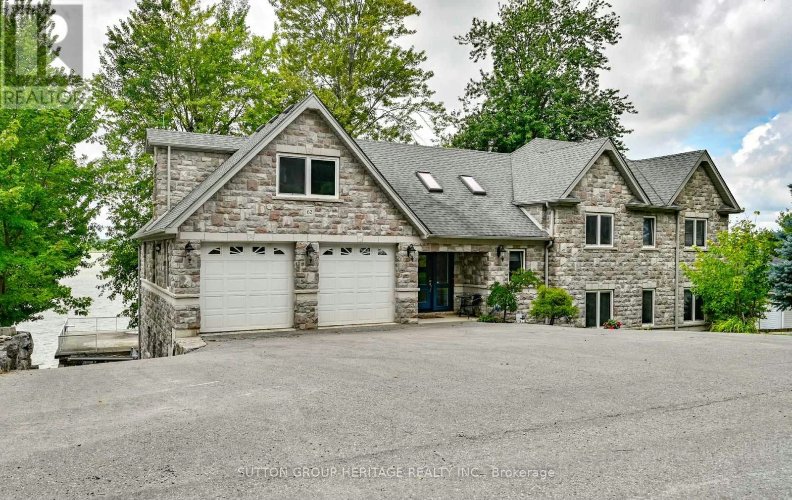 62 Lakeside Beach Road, Scugog, ON, L9L 1B4