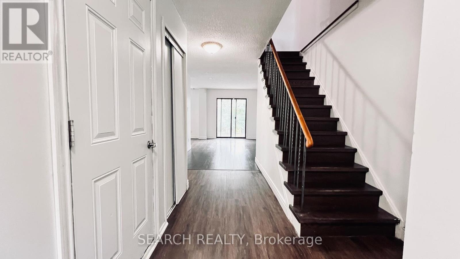 93 Martindale Crescent, Brampton, ON, L6X 2T8 - 2