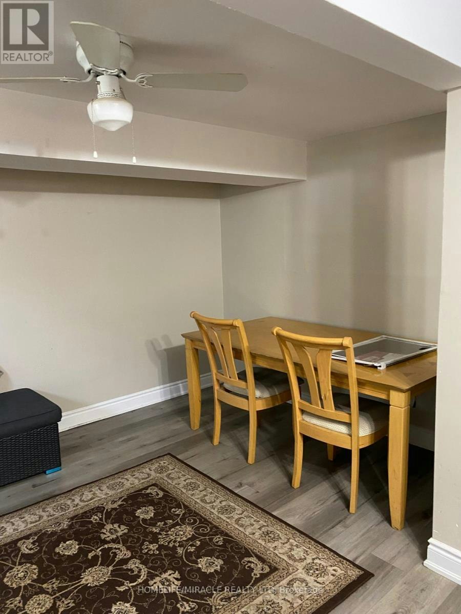 43 Corby Crescent, Brampton, ON, L6Y 1H3 - 3