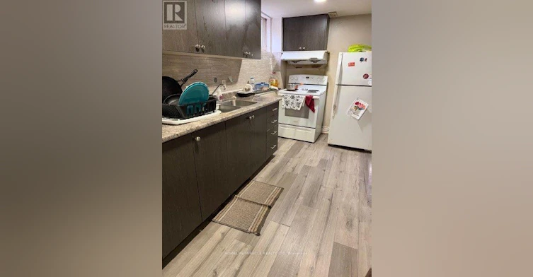 43 Corby Crescent, Brampton, ON, L6Y 1H3 - 3
