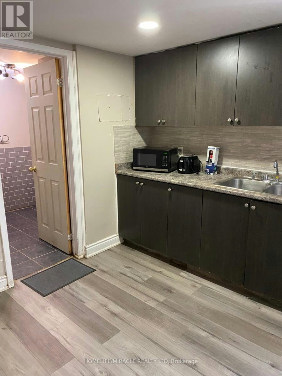 43 Corby Crescent, Brampton, ON, L6Y 1H3 - 11